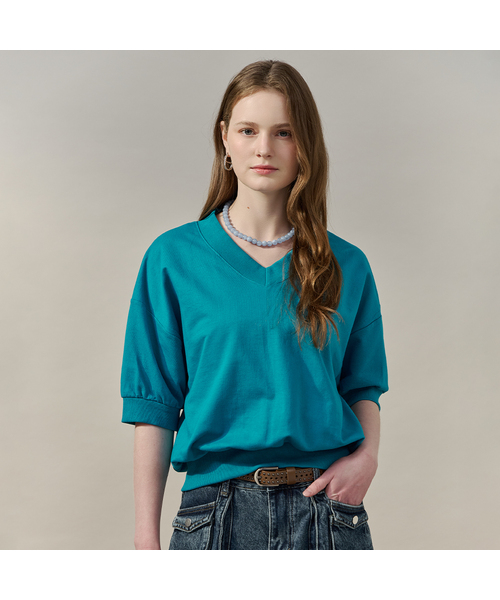 MAXZA(マージャコレクション)の「Vネックルーズフィット半袖スウェットTシャツ(スウェット・レディース・ターコイズブルー/クリーム/ダークパープル/ブラック/レッド・FREE)」の4枚目の写真