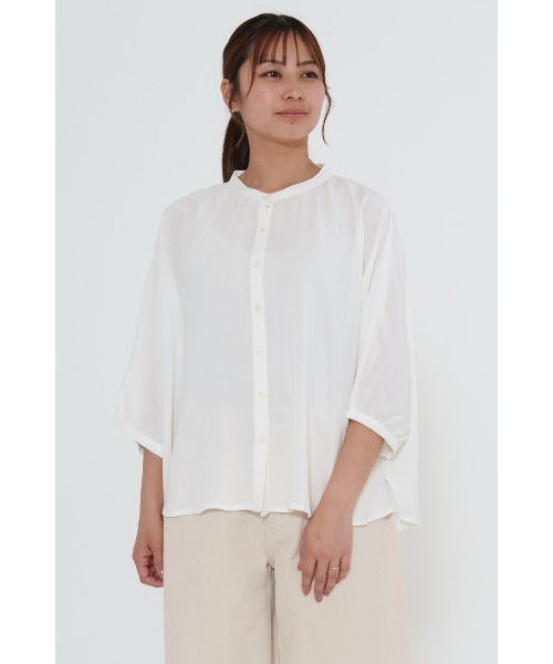 HEART MARKET(ハートマーケット)の「さらっと快適5分袖シャツ(シャツ/ブラウス・レディース・サックスブルー/ホワイト系/ホワイト/イエロー/チャコール・FREE)」の2枚目の写真