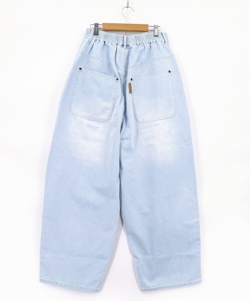 ScoLar(スカラー)の「ScoLar(スカラー) パッチワークお花アップリケデニムパンツ(デニムパンツ・レディース・ブルー・MEDIUM)」の12枚目の写真