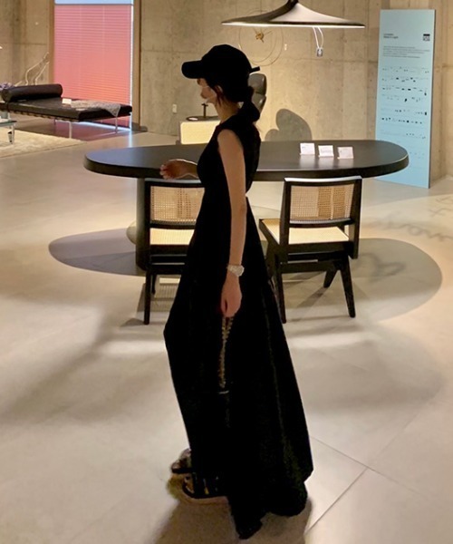 FAVORITO(ファヴォリート)の「背中あきワンピース(ワンピース・レディース・ホワイト/ブラック・F)」の18枚目の写真