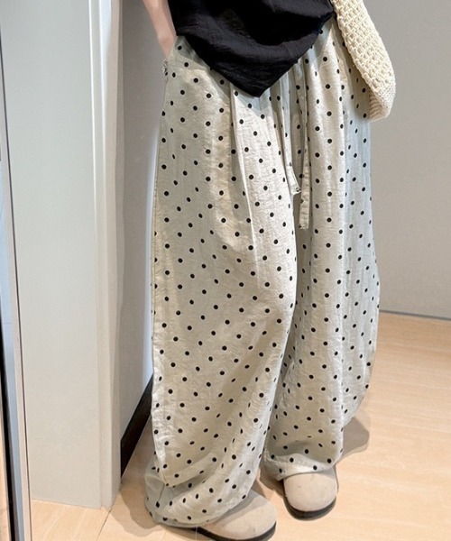 lulufa(ルルファ)の「ドット柄 ワイドリラックス イージーパンツ(その他パンツ・レディース・アイボリー/ブラック/ホワイト・FREE)」の15枚目の写真
