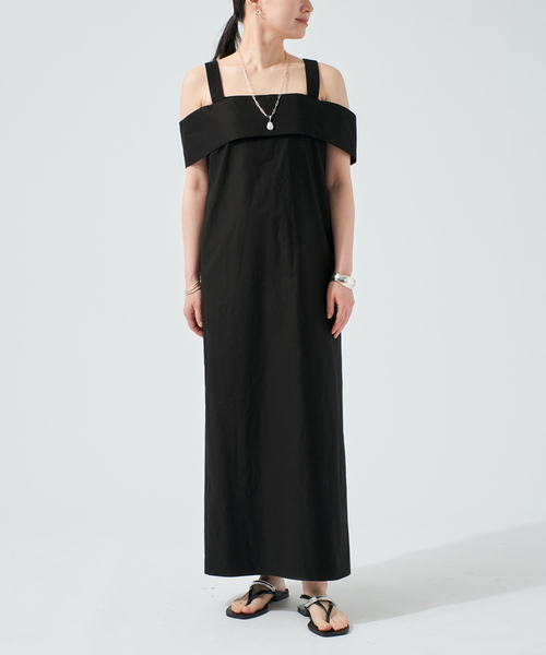 VERMEIL par iena（ヴェルメイユパーイエナ）の「cotton back satin ワンピース（ワンピース・レディース・ブラック/キャメル・38/36）」の2枚目の写真