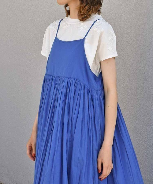 Bleu Bleuet(ブルーブルーエ)の「フラワー3D刺繍Tシャツ26NO1(Tシャツ/カットソー・レディース・ホワイト/ネイビー/ピンク・FREE)」の5枚目の写真