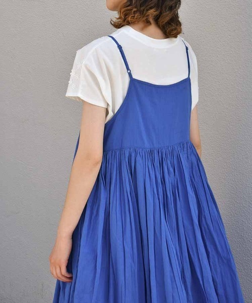Bleu Bleuet(ブルーブルーエ)の「フラワー3D刺繍Tシャツ26NO1(Tシャツ/カットソー・レディース・ホワイト/ネイビー/ピンク・FREE)」の6枚目の写真