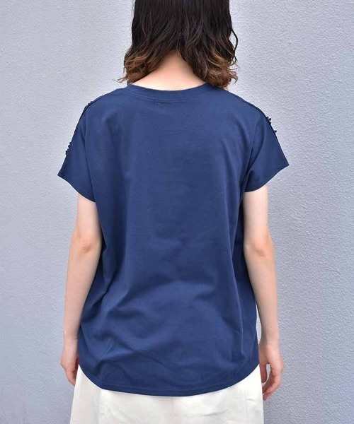 Bleu Bleuet(ブルーブルーエ)の「フラワー3D刺繍Tシャツ26NO1(Tシャツ/カットソー・レディース・ホワイト/ネイビー/ピンク・FREE)」の16枚目の写真