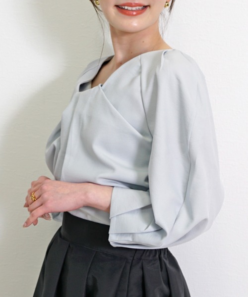 CHhdmn(シーエイチヒデモン)の「ランタンスリーブ タックデザイン ブラウス(シャツ/ブラウス・レディース・ホワイト/ラベンダー/ブラック/ブルーグレー・FREE)」の12枚目の写真