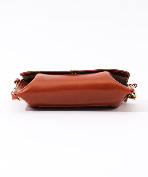 GLENROYAL(グレンロイヤル)の「【別注】GLENROYAL MEDIUM PURSE WITH STRAP ブライドルレザー ショルダーミニバッグ(ショルダーバッグ・メンズ・グリーン/テラコッタ/ブラック/ネイビー・FREE)」の8枚目の写真