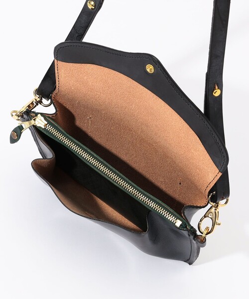 GLENROYAL(グレンロイヤル)の「【別注】GLENROYAL MEDIUM PURSE WITH STRAP ブライドルレザー ショルダーミニバッグ(ショルダーバッグ・メンズ・グリーン/テラコッタ/ブラック/ネイビー・FREE)」の16枚目の写真