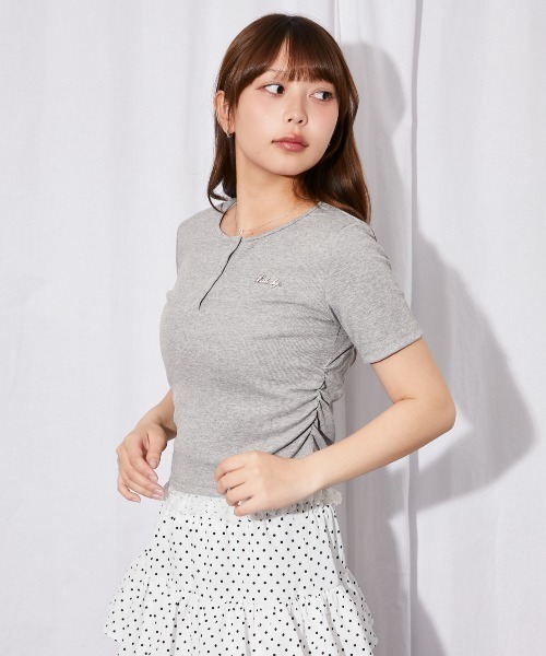 GORGE(ゴージ)の「《裾レースレイヤード》リブカットソー フェミ 春夏秋全4色(Tシャツ/カットソー・レディース・ブラック/オフホワイト/グレー/チャコール・F)」の7枚目の写真