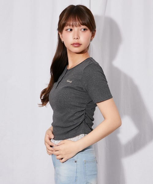 GORGE(ゴージ)の「《裾レースレイヤード》リブカットソー フェミ 春夏秋全4色(Tシャツ/カットソー・レディース・ブラック/オフホワイト/グレー/チャコール・F)」の17枚目の写真
