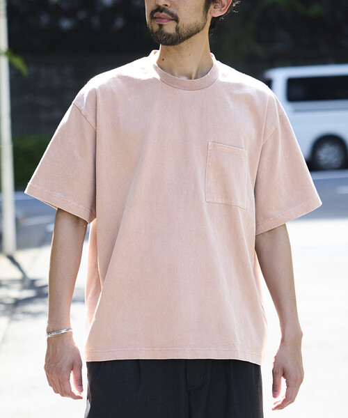 FREAK'S STORE(フリークスストア)の「HEAVY WEIGHT/ヘビーウェイト ピグメント ショートスリーブ クルーネック ポケットTシャツ/10.5オンス(Tシャツ/カットソー・メンズ・チャコールグレー/オリーブ/ピンク/ブラウン・LARGE/SMALL/MEDIUM)」の4枚目の写真