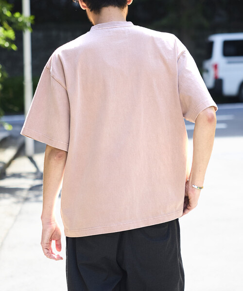 FREAK'S STORE(フリークスストア)の「HEAVY WEIGHT/ヘビーウェイト ピグメント ショートスリーブ クルーネック ポケットTシャツ/10.5オンス(Tシャツ/カットソー・メンズ・チャコールグレー/オリーブ/ピンク/ブラウン・LARGE/SMALL/MEDIUM)」の10枚目の写真