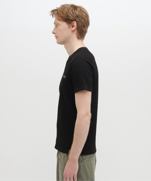 AVIREX(アヴィレックス)の「《WEB&DEPOT限定》WAFFLE CREW LOGO T-SHIRT / 半袖 ワッフル クルーネック ロゴ Tシャツ / AVIREX / アヴィレックス(Tシャツ/カットソー・メンズ・グリーン系カモフラージュ/ネイビー/ブラック/ホワイト/グレー系カモフラージュ/オリーブ・X-LARGE/SMALL/MEDIUM/XX-LARGE/LARGE)」の10枚目の写真