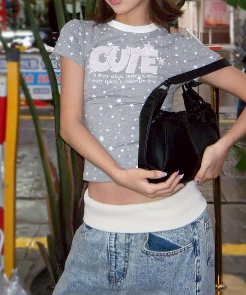 LYEON(リヨン)の「CUTEスタープリントクロップドTシャツ(Tシャツ/カットソー・レディース・グレー・MEDIUM/SMALL)」の5枚目の写真