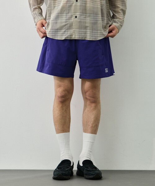 CITY COUNTRY CITY（シティーカントリーシティー）の「【CITY COUNTRY CITY/シティカントリーシティ】EMBROIDERD LOGO STRECH  NYLON EASY  SHORTS（その他パンツ・メンズ・ブラック/イエロー/ブルー・L）」の3枚目の写真