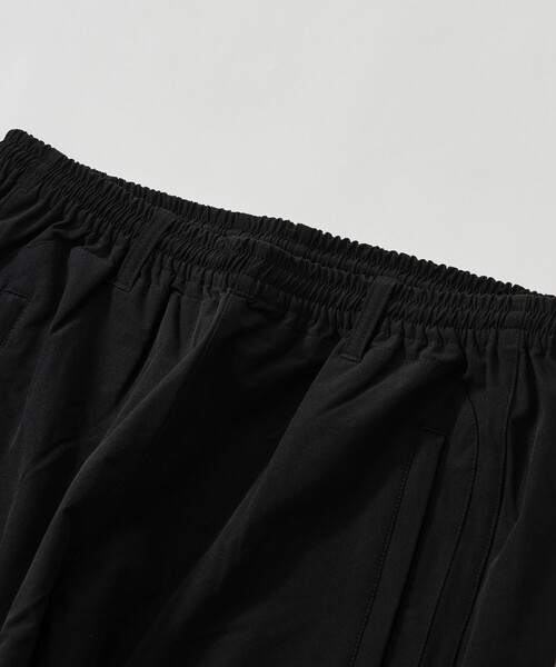 CITY COUNTRY CITY（シティーカントリーシティー）の「【CITY COUNTRY CITY/シティカントリーシティ】EMBROIDERD LOGO STRECH  NYLON EASY  SHORTS（その他パンツ・メンズ・ブラック/イエロー/ブルー・L）」の10枚目の写真
