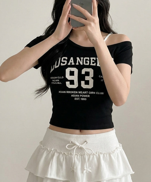 VIVID LADY(ビビッドレディー)の「カップイン ワンショルダーナンバリング 半袖Tシャツ(Tシャツ/カットソー・レディース・アイボリー/ネイビー/ブラック・FREE)」の1枚目の写真
