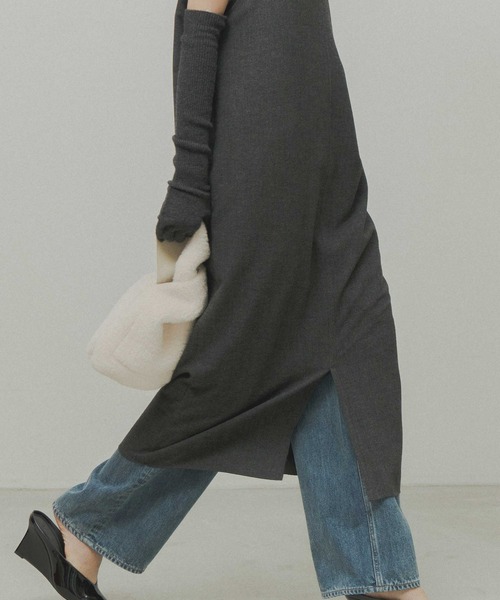 WHYTO.(ホワイト)の「「WHYTO. / ホワイト」reversible boa bag(トートバッグ・レディース・オフホワイト/ベージュ/ブラウン・FREE)」の7枚目の写真