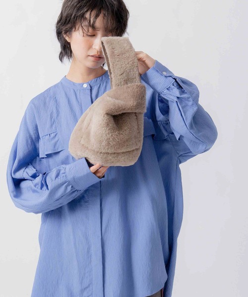 WHYTO.(ホワイト)の「「WHYTO. / ホワイト」reversible boa bag(トートバッグ・レディース・オフホワイト/ベージュ/ブラウン・FREE)」の12枚目の写真