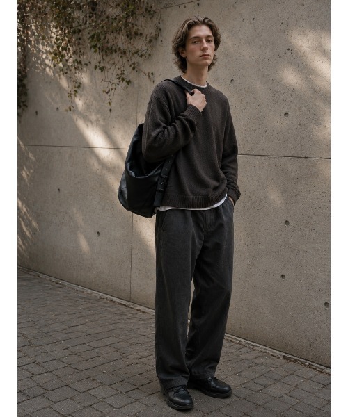 ONE.(ワンドット)の「【ONE./ワンドット】Cylinder Shoulder Bag / 撥水レザー(ショルダーバッグ・メンズ・ブラック・FREE)」の1枚目の写真