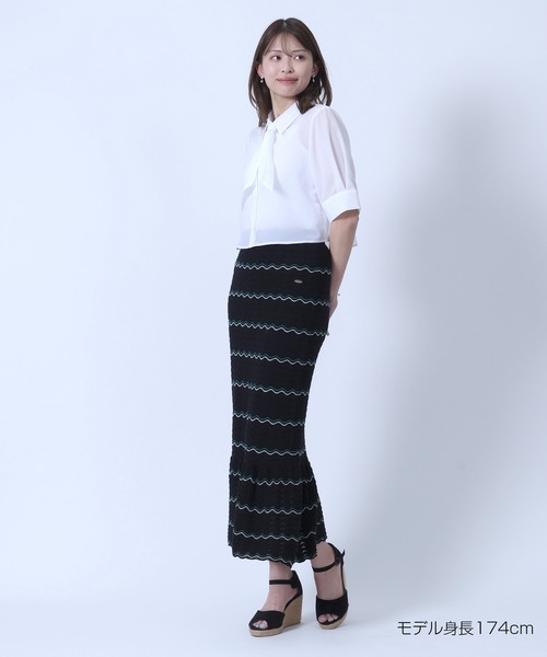 MARY QUANT(マリークワント)の「ウェーブニット スカート(スカート・レディース・ネイビー/ブラック/アイボリー/ブルー・M)」の18枚目の写真
