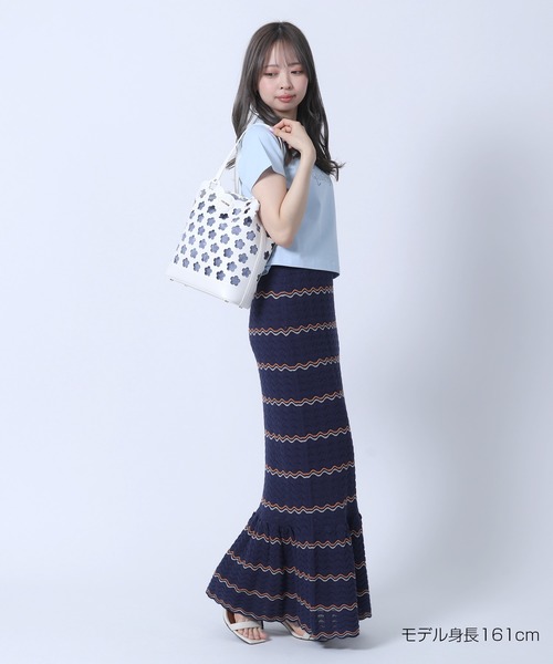 MARY QUANT(マリークワント)の「ウェーブニット スカート(スカート・レディース・ネイビー/ブラック/アイボリー/ブルー・M)」の11枚目の写真