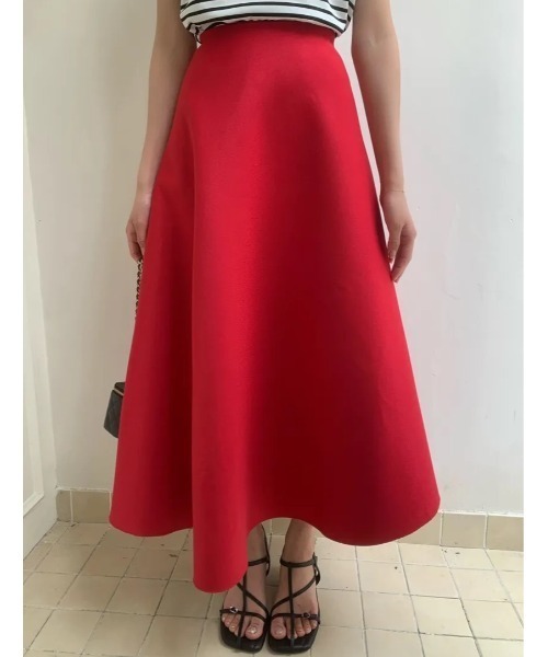 BIRTHDAY BASH(バースデイバッシュ)の「A LINE BONDING SKIRT LONG LIMITED RED(スカート・レディース・レッド・LARGE/SMALL)」の2枚目の写真