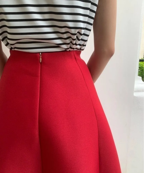 BIRTHDAY BASH(バースデイバッシュ)の「A LINE BONDING SKIRT LONG LIMITED RED(スカート・レディース・レッド・LARGE/SMALL)」の4枚目の写真