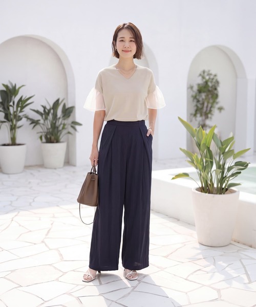 STYLE DELI(スタイルデリ)の「オーガンジースリーブVネックトップス(Tシャツ/カットソー・レディース・ナチュラル/ブラック・FREE)」の11枚目の写真