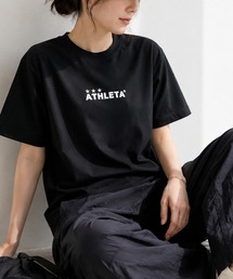 ≪athleta≫汗ばむ日もさらっと快適!身体のラインを拾いすぎない軽やかなシルエットで、トレーニングから街着まで頼れる吸汗速乾ワッフルニットのドライフェザープラTシャツ