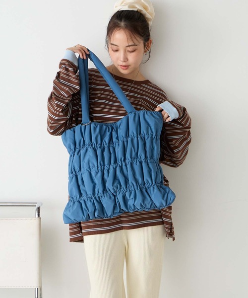 forksy.(フォルクシー)の「【forksy.】パファーギャザー アソートトートバッグ/ドット・無地(トートバッグ・レディース・チャコール/ブラック系/アイボリー系/ブルー/ブラック・FREE)」の17枚目の写真