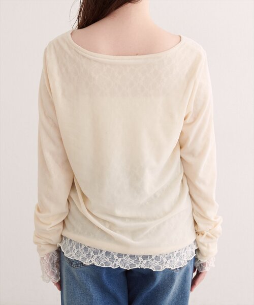 natural couture(ナチュラルクチュール)の「シアーベロア×レースリバーシブルTOPS(Tシャツ/カットソー・レディース・ブラウン/モカ/ブラック/アイボリー・FREE)」の21枚目の写真