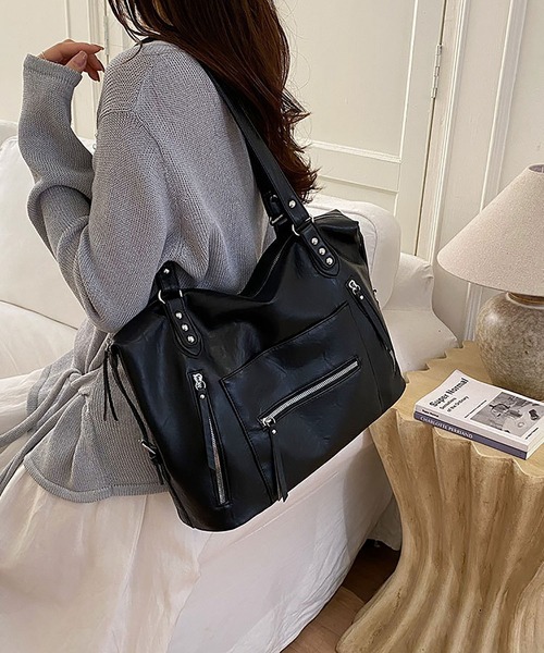 LA VORAGINE(ラ ヴォラジネ)の「A4対応大容量 外ポケットスクエアトートバッグ(トートバッグ・レディース・Black/Silver/PINK/アイボリー・FREE)」の9枚目の写真