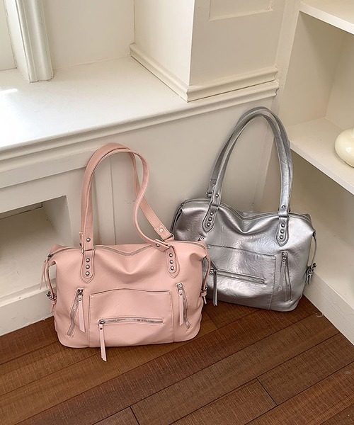 LA VORAGINE(ラ ヴォラジネ)の「A4対応大容量 外ポケットスクエアトートバッグ(トートバッグ・レディース・Black/Silver/PINK/アイボリー・FREE)」の19枚目の写真