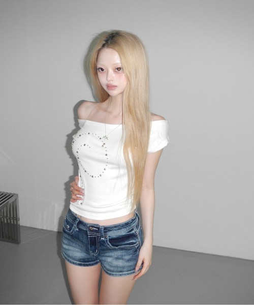 THEAIRTOWN（ジエアタウン）の「blue wave chrome denim shorts（デニムパンツ・レディース・ブルー・SMALL/MEDIUM）」の12枚目の写真
