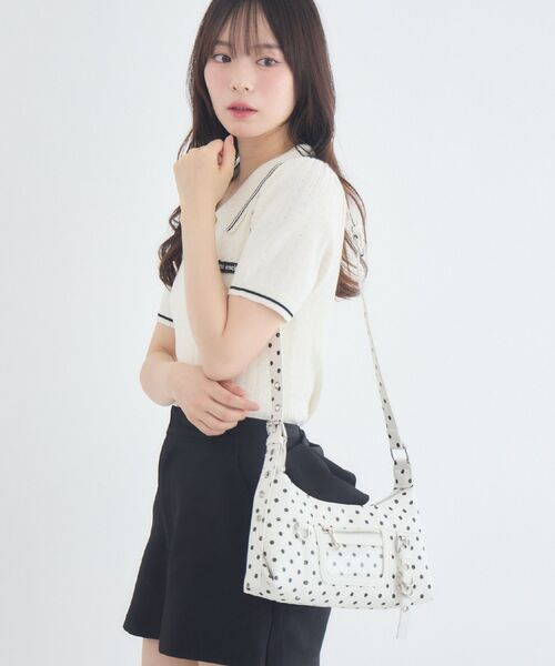 ems excite（エムズエキサイト）の「ドットワンハンドルミニBAG（ショルダーバッグ・レディース・オフホワイト/ブラック・ONE SIZE）」の22枚目の写真