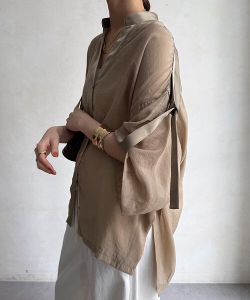 DouDou(ドゥドゥ)の「【WEB限定】シアー×サテンブラウス(シャツ/ブラウス・レディース・ブラック/ブラウン/ベージュ・FREE)」の12枚目の写真