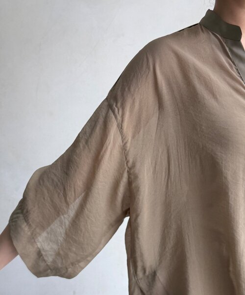 DouDou(ドゥドゥ)の「【WEB限定】シアー×サテンブラウス(シャツ/ブラウス・レディース・ブラック/ブラウン/ベージュ・FREE)」の6枚目の写真