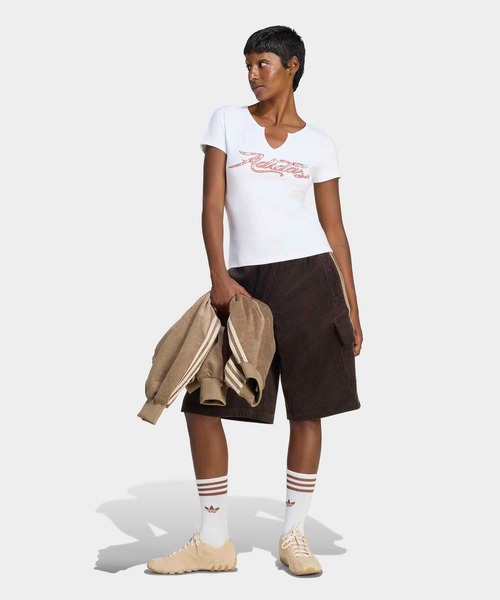 adidas(アディダス)の「グラフィック スリム Tシャツ / アディダスオリジナルス adidas Originals(Tシャツ/カットソー・レディース・ホワイト・XX-LARGE/3XL/LARGE/MEDIUM/SMALL/X-LARGE)」の5枚目の写真