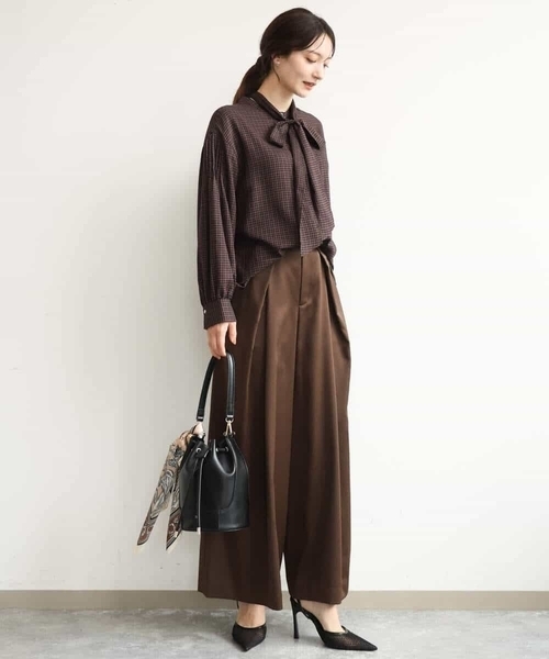 MK MICHEL KLEIN（エムケーミッシェルクラン）の「[洗える]ボウ付きシアーチェックブラウス（シャツ/ブラウス・レディース・カーキ/ブラウン・38）」の19枚目の写真