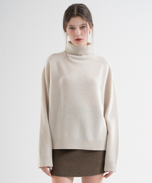 VLETI(ブレッティ)の「Wool 100% Turtle-Neck Knit (Cream)(ニット/セーター・レディース・クリーム・FREE)」の1枚目の写真