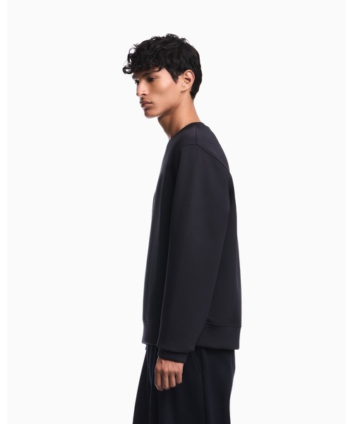 EMPORIO ARMANI（エンポリオアルマーニ）の「<オンライン限定>【エンポリオ アルマーニ】レギュラーフィット ダブルジャージー スウェットシャツ（スウェット・メンズ・ネイビー・MEDIUM/LARGE/X-SMALL/X-LARGE）」の2枚目の写真