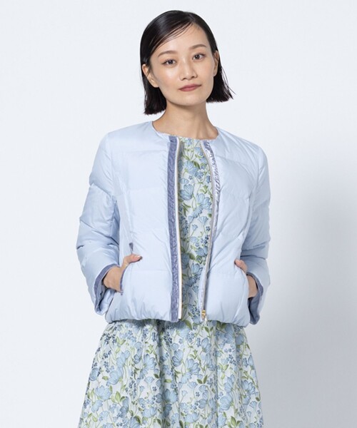 TOCCA(トッカ)の「HEART SHOT ショートダウン(その他アウター・レディース・ネイビー系/サックスブルー系/ブラック系・0/2/4/6)」の5枚目の写真