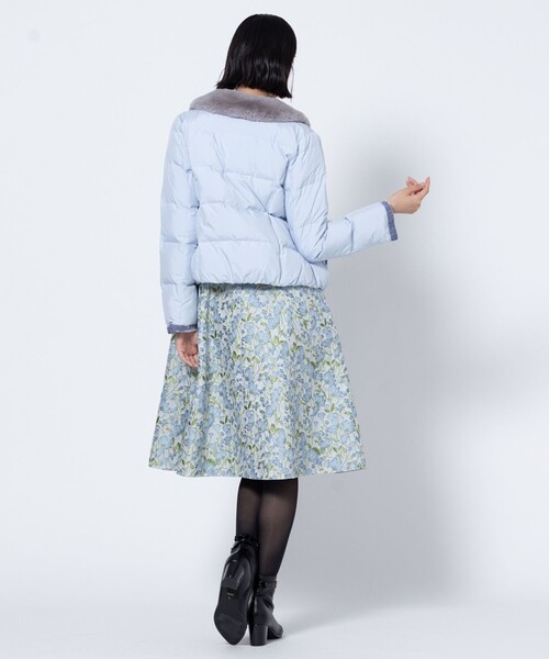 TOCCA(トッカ)の「HEART SHOT ショートダウン(その他アウター・レディース・ネイビー系/サックスブルー系/ブラック系・0/2/4/6)」の12枚目の写真