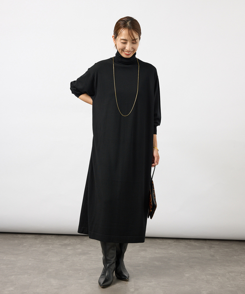VERMEIL par iena（ヴェルメイユパーイエナ）の「《WEB限定/追加》GLOW wool knit ワンピース（ワンピース・レディース・ボルドー/チャコールグレー/ブラック・FREE）」の4枚目の写真