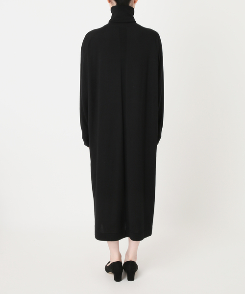 VERMEIL par iena（ヴェルメイユパーイエナ）の「《WEB限定/追加》GLOW wool knit ワンピース（ワンピース・レディース・ボルドー/チャコールグレー/ブラック・FREE）」の19枚目の写真