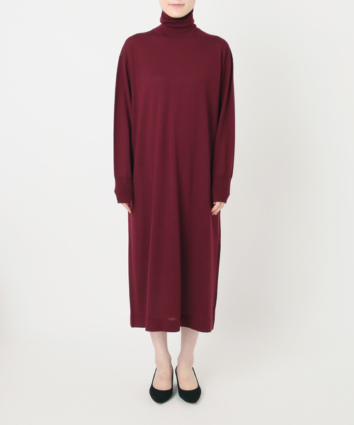VERMEIL par iena（ヴェルメイユパーイエナ）の「《WEB限定/追加》GLOW wool knit ワンピース（ワンピース・レディース・ボルドー/チャコールグレー/ブラック・FREE）」の22枚目の写真