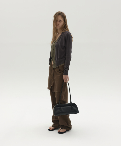 LCDC TM（エルシーディーシーティーエム）の「ASYMMETRIC LAYERED CARDIGAN (BROWN)（カーディガン/ボレロ・レディース・その他・OS）」の2枚目の写真
