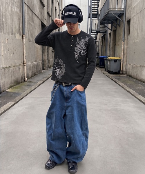 SPINNS(スピンズ)の「短丈ワッフルヘンリーネック長袖Tシャツ/サーマル/ダークロゴ(Tシャツ/カットソー・メンズ・ブラック系その他/アイボリー/ワイン/カモフラージュ・ONESIZE)」の17枚目の写真
