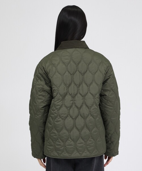 UNIVERSAL OVERALL(ユニバーサルオーバーオール)の「【UNIVERSAL OVERALL/ユニバーサルオーバーオール】QUILT HALFCOAT/キルティングジャケット/秋冬アウター【WEB限定】(ブルゾン・レディース・カーキ・フリー)」の10枚目の写真